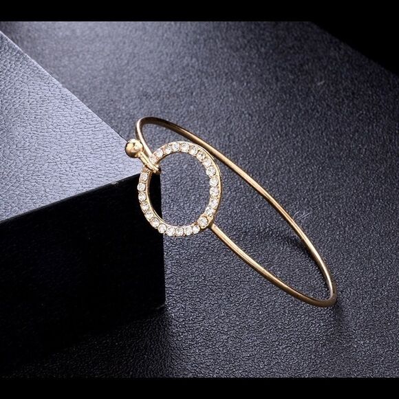 Trendy 4 Pc Gold Bangle Bracelets - Picture 5 of 6